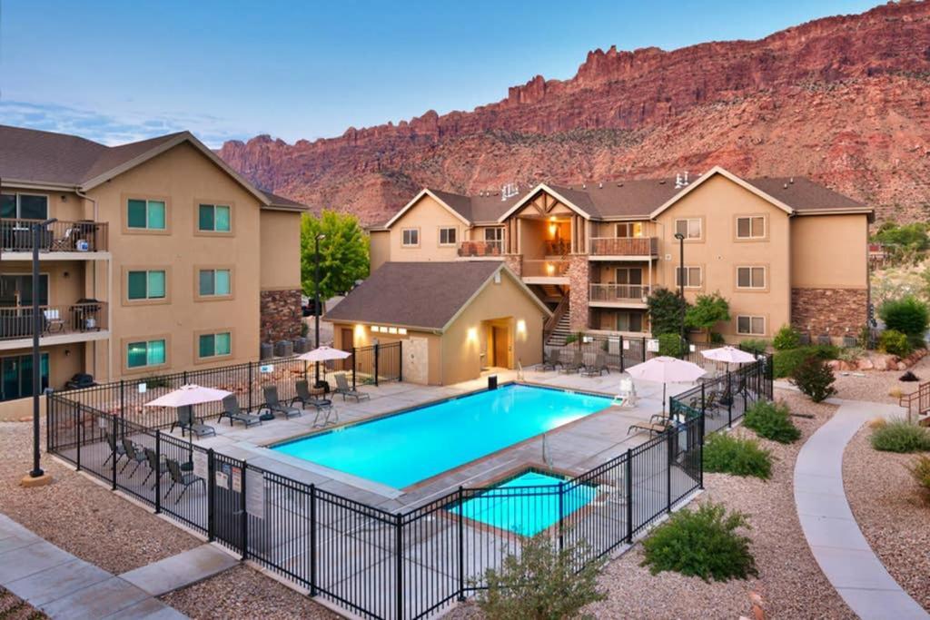 5D New Redcliff Condo, Pool & Hot Tub Moab Exterior foto